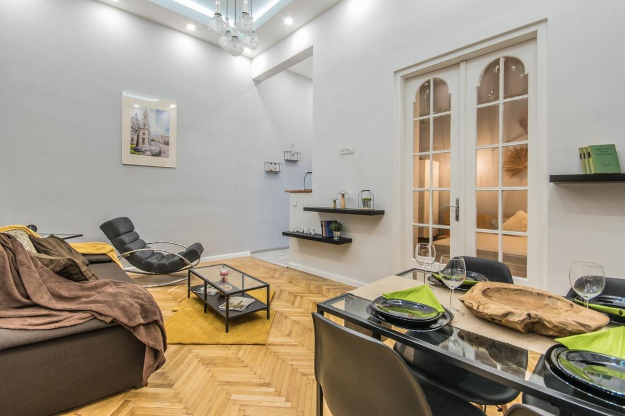 SemmiHome Budapest Semmelweis Street Exterior foto